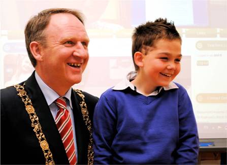 Lord Mayor at Beaumont Childrens School Website Launch